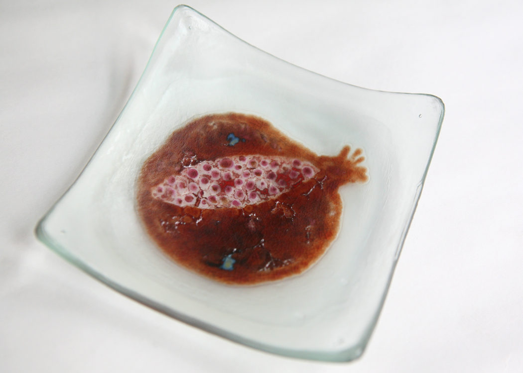 pomegranate glass plate
