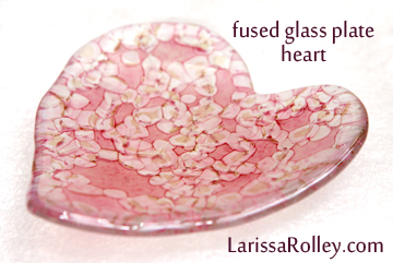 Fused glass plate - heart - from recycled tempered glass